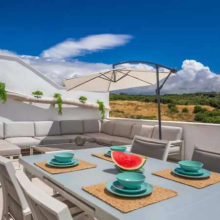 Terrace, Sea View, Pool, Parking Space & Fibre