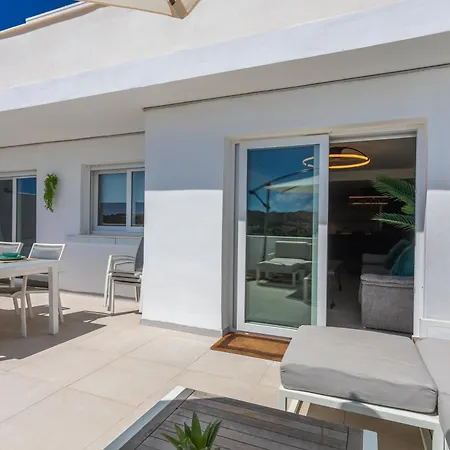 Terrace, Sea View, Pool, Parking Space & Fibre Apartment Tarifa