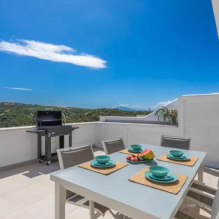 Terrace, Sea View, Pool, Parking Space & Fibre Apartment Tarifa