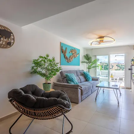 Apartment Terrace, Sea View, Pool, Parking Space & Fibre *